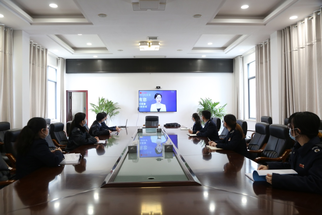 岳阳自贸区税收宣传服务月启动 税务“云团队”开展首次涉税咨询
